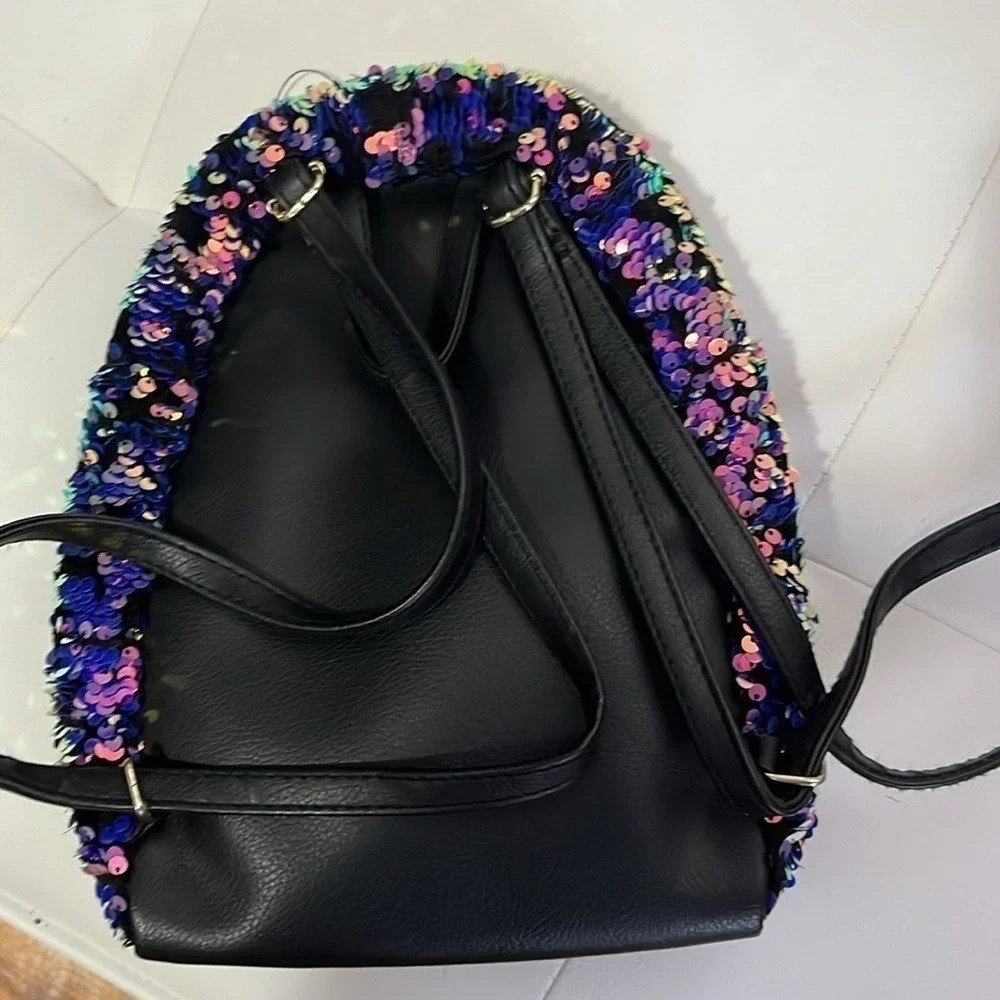 JUSTICE Mini Backpack‎ Sequin Initial R Girls OS Purple Pink Flip Sequin Bag